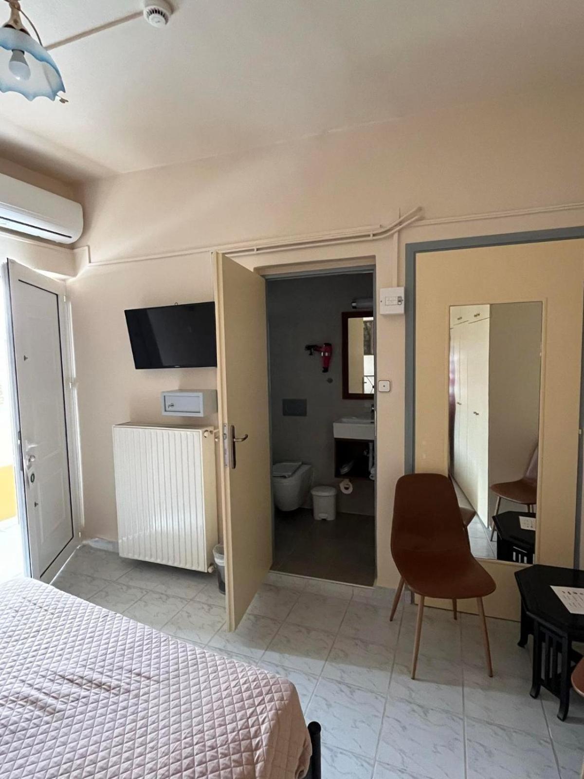 Souvlakis Pool Suites Chania  Exterior foto
