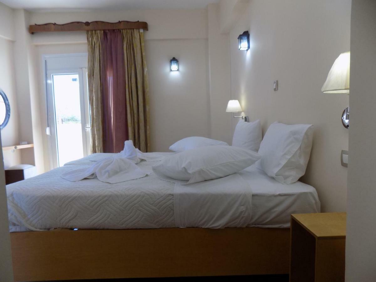 Souvlakis Pool Suites Chania  Exterior foto