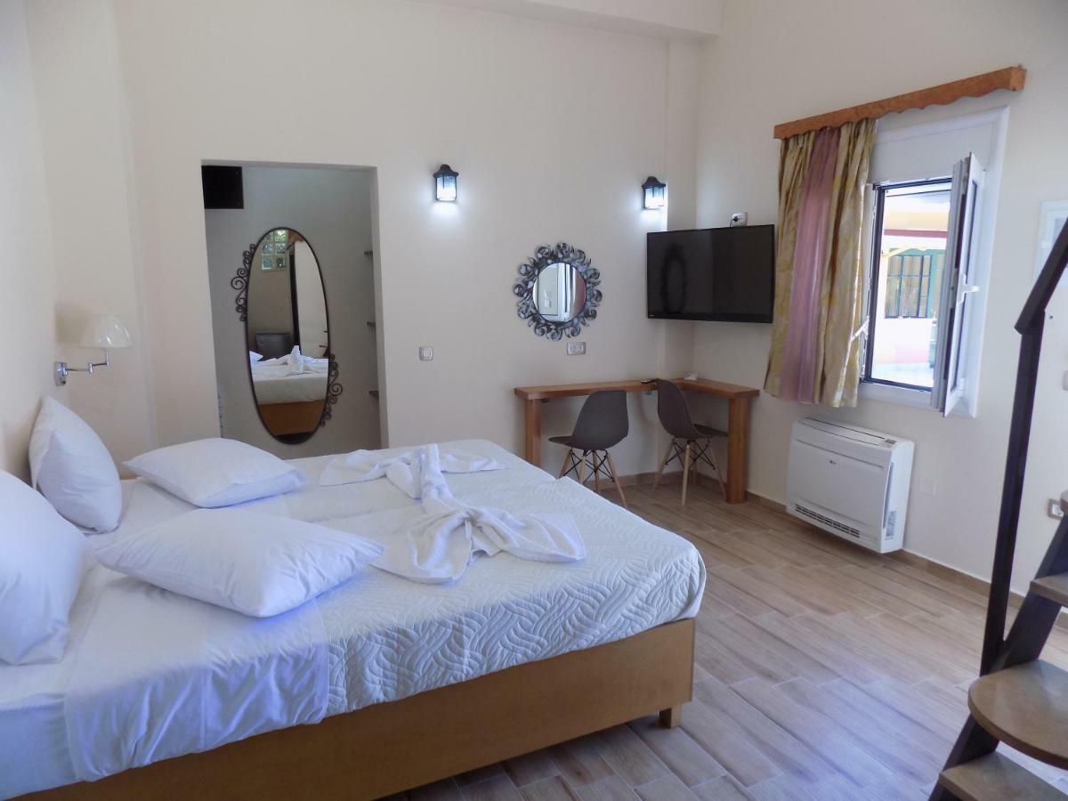 Souvlakis Pool Suites Chania  Exterior foto